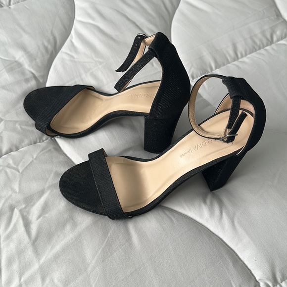 Black Sparkly Heels - size 9 - Picture 4 of 9